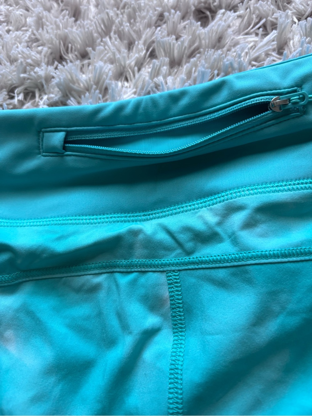 Athleta Run With It 3.5” Short Teal Tie Dye Small Side Slits Pocket - Picture 5 of 11
